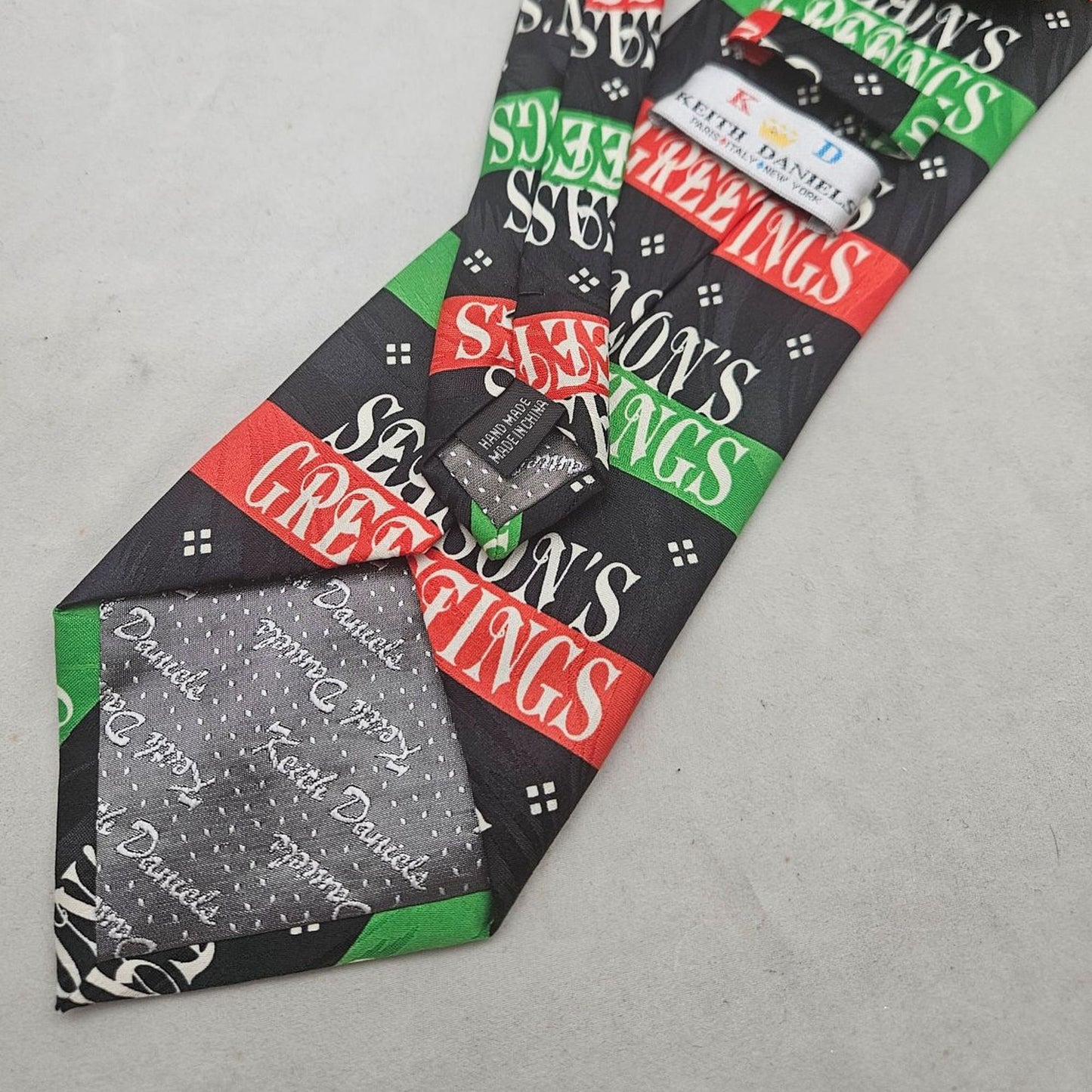 Keith Daniels Men's Novelty Holiday Necktie Season's Greetings Vintage